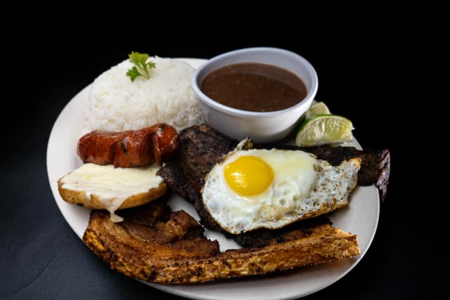 Bandeja Paisa